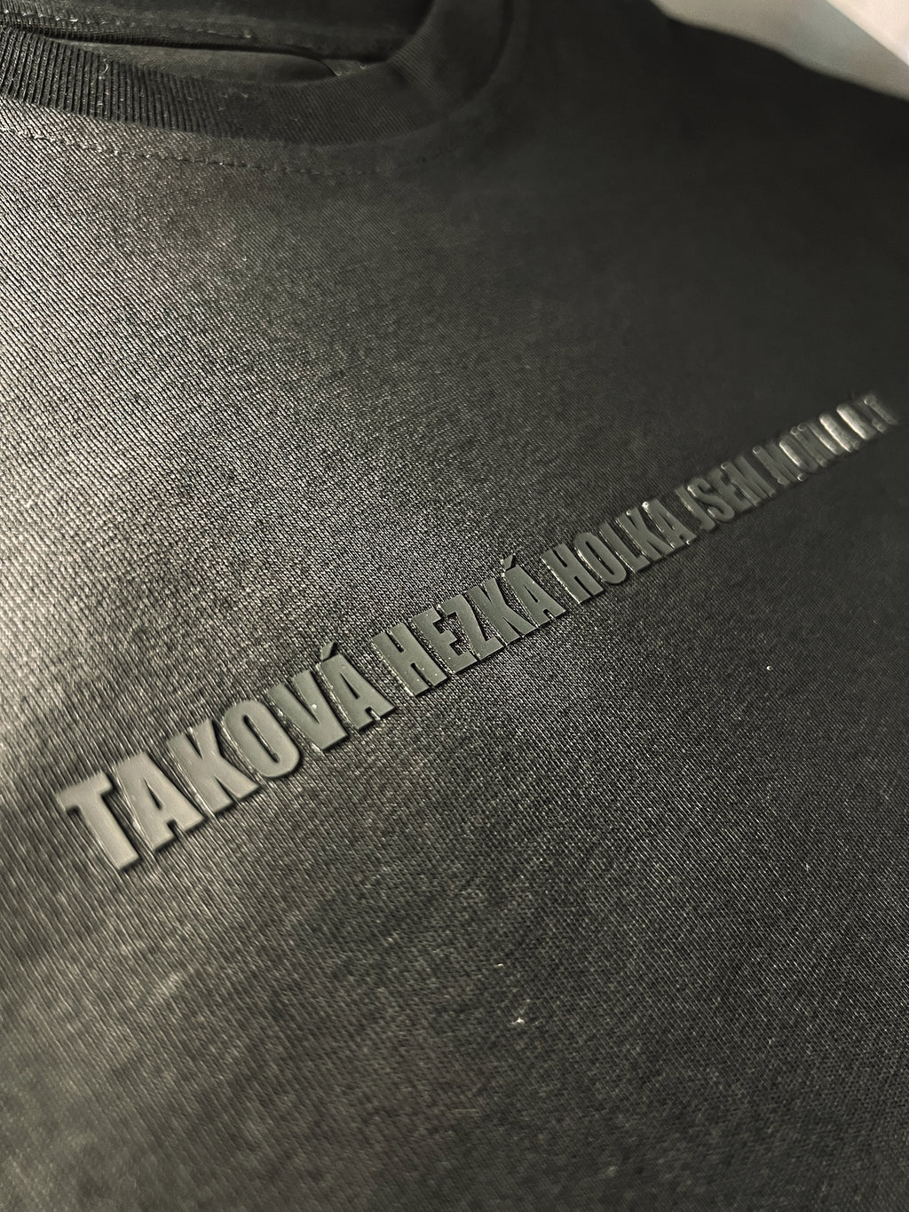 TAKOVÁ HEZKÁ HOLKA JSEM MOHLA BÝT tričko