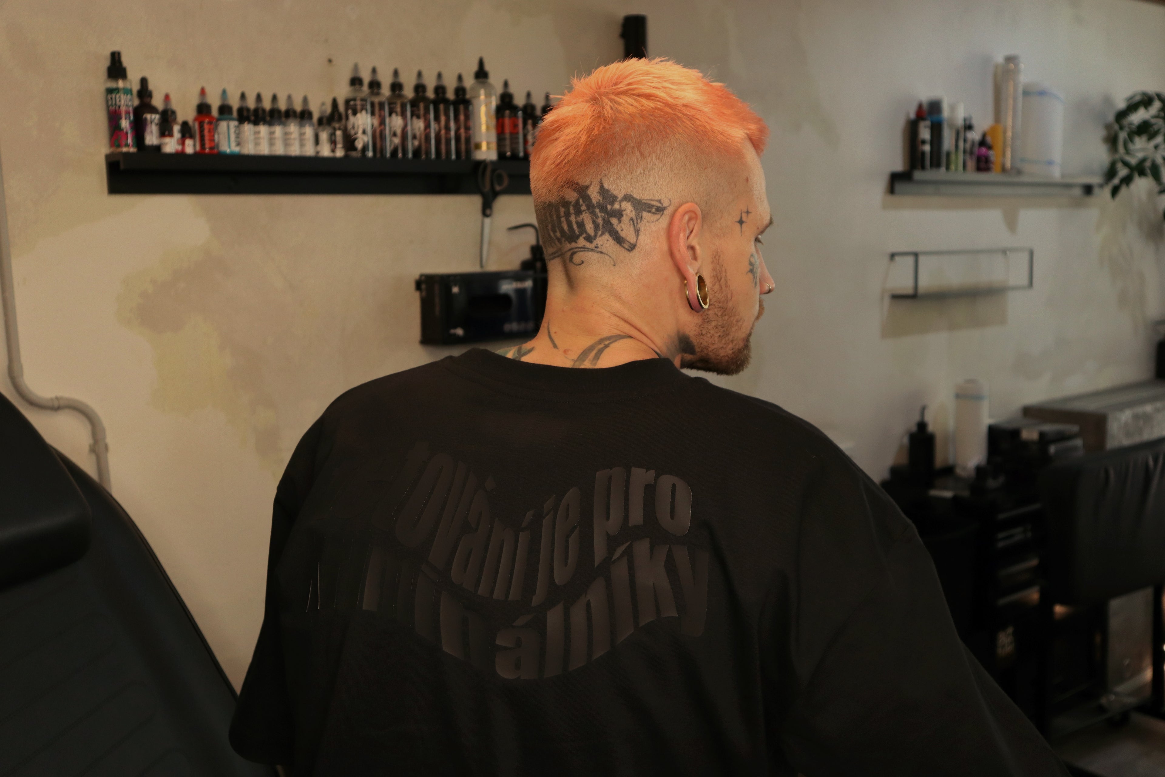 TETOVÁNÍ JE PRO KRIMINÁLNÍKY černé triko