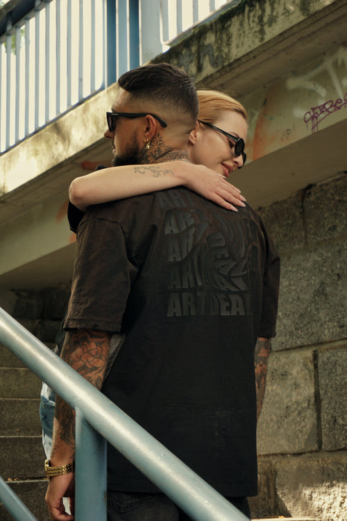 ART DEALER washed out černé triko