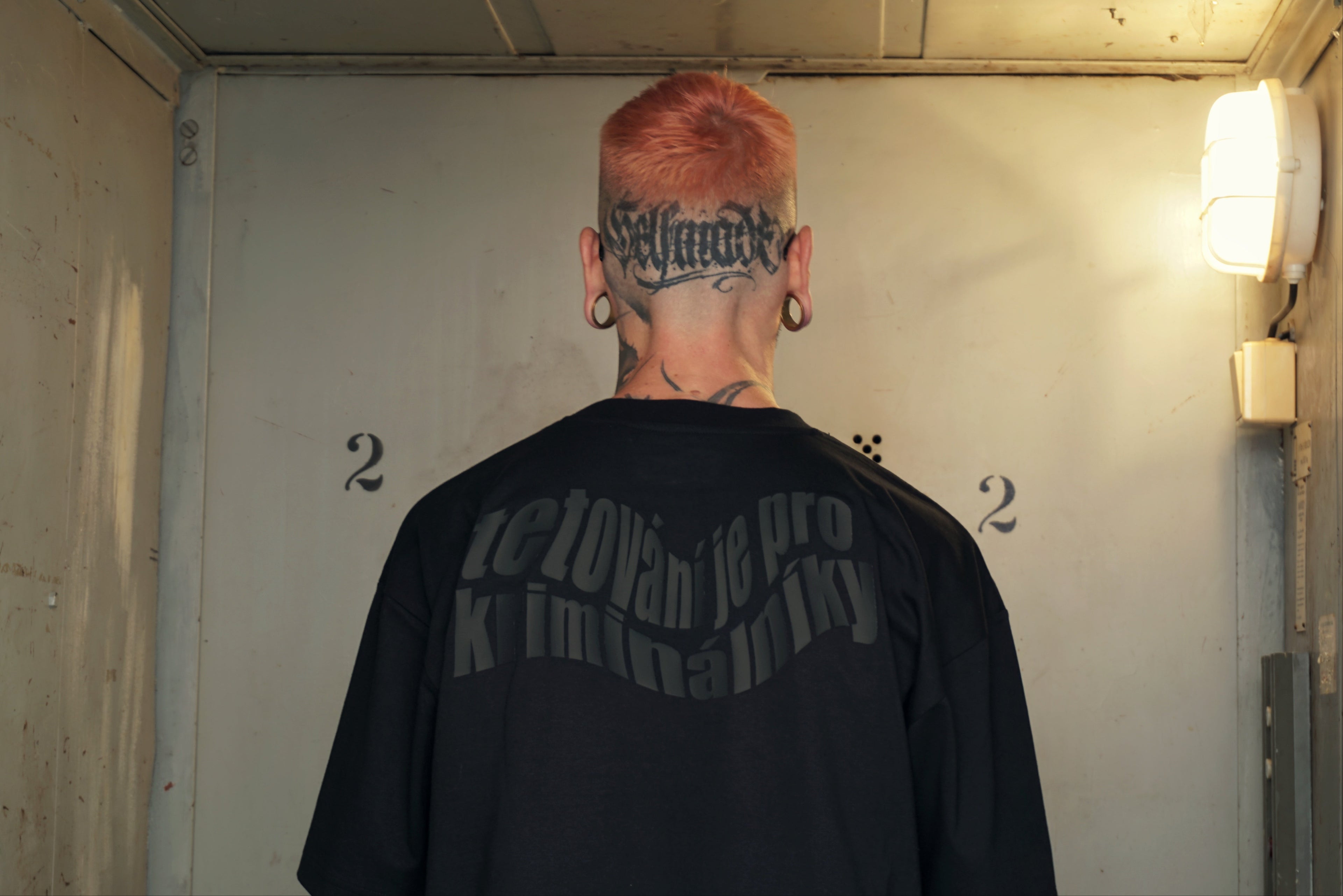 TETOVÁNÍ JE PRO KRIMINÁLNÍKY černé triko